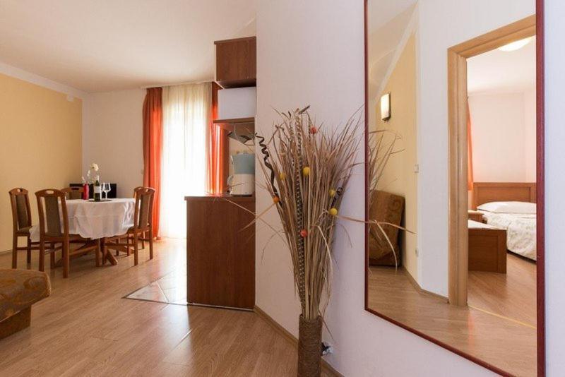 Marija F4 Apartment Krk Town Exterior foto